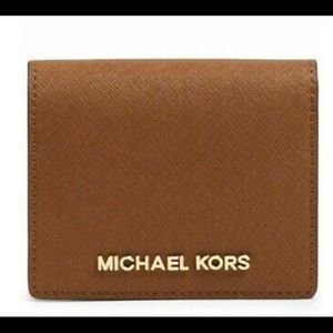 Michael Kors Jet Set Travel Wallet